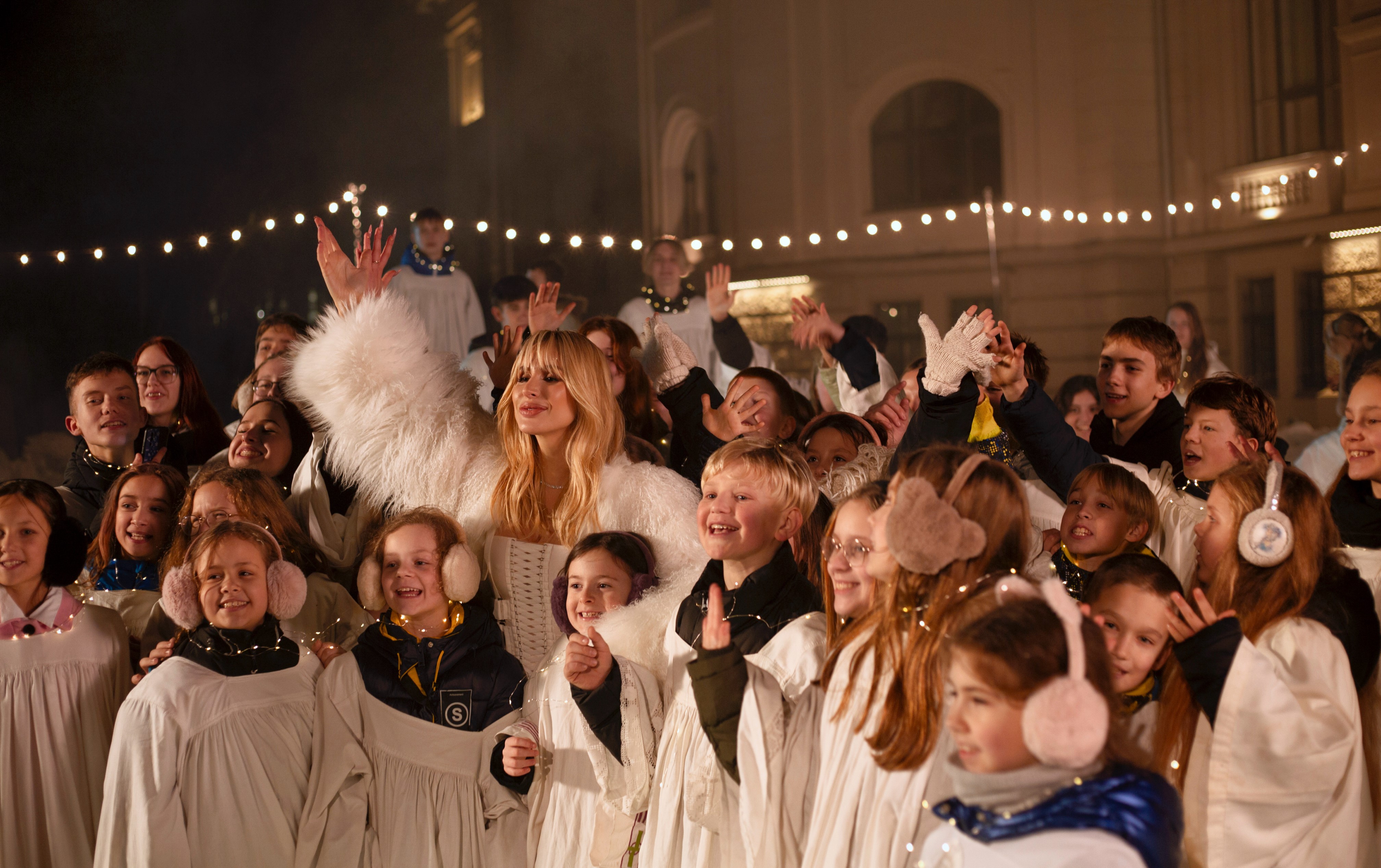 лобода и дети.JPG (1.66 MB)