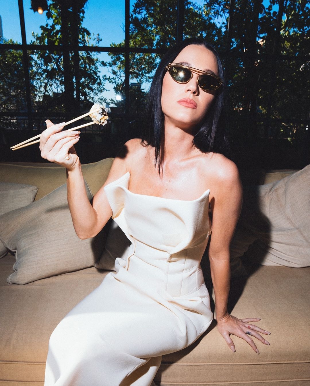 keti-perri.jpg (222 KB)