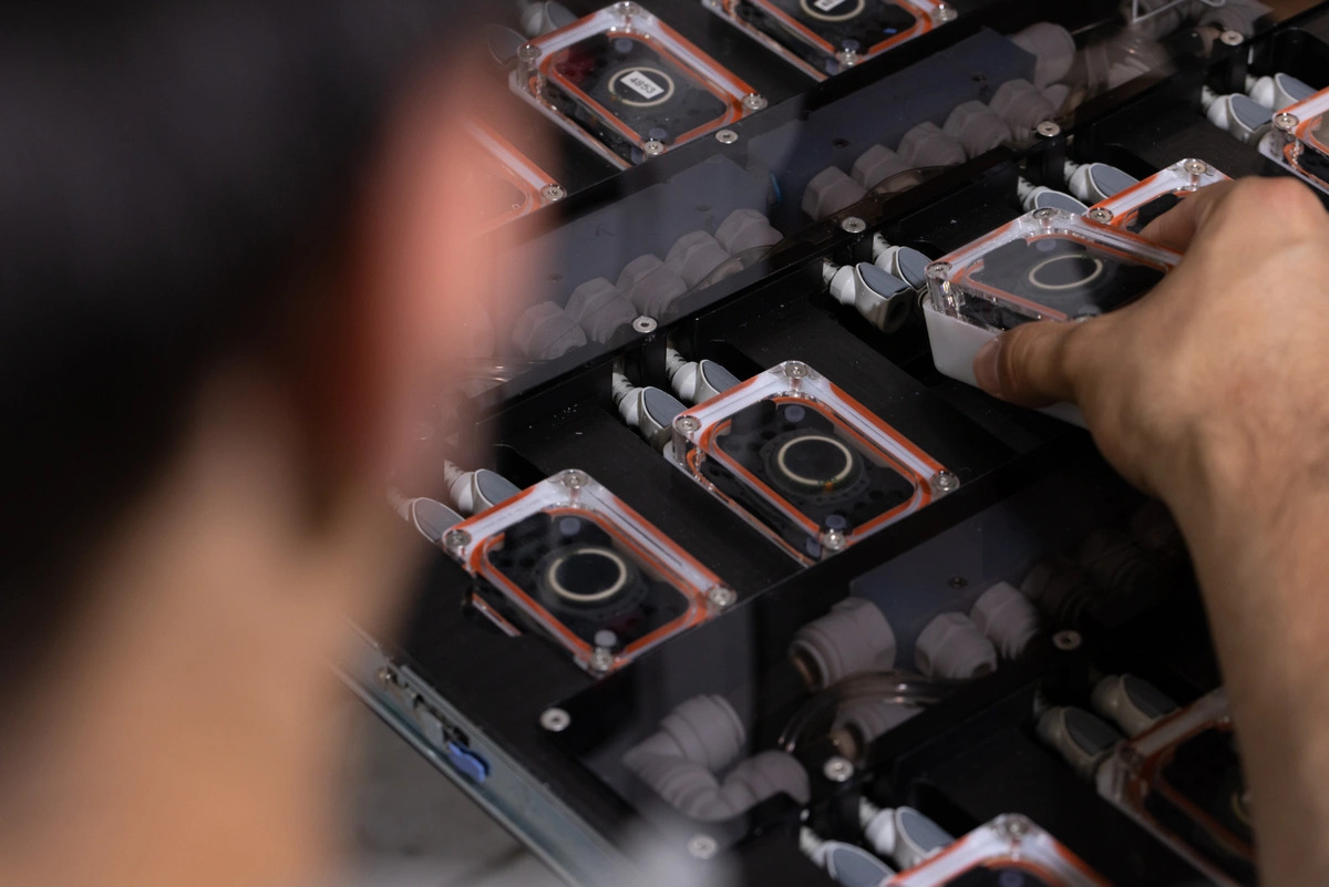 neirimplanti.jpg (191 KB)