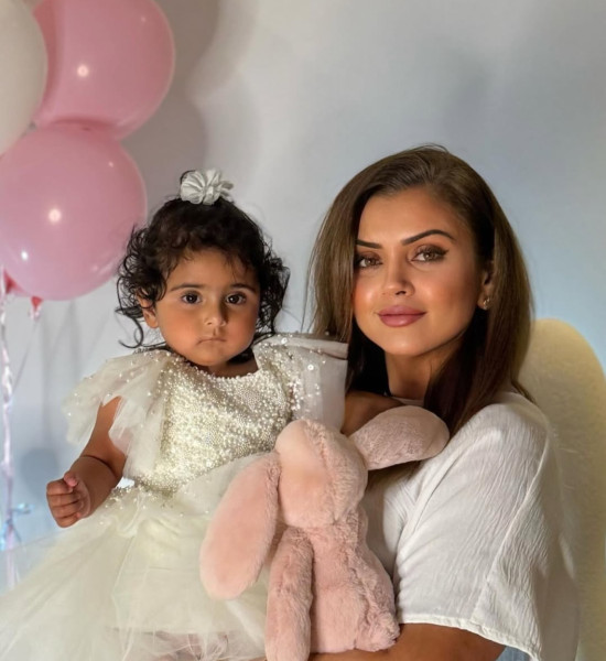 10241911_600.jpg (71 KB)